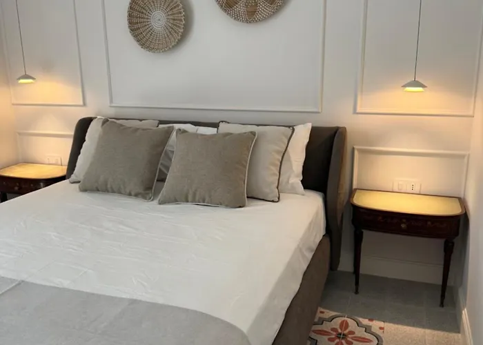 Domus Raffaele Neapol